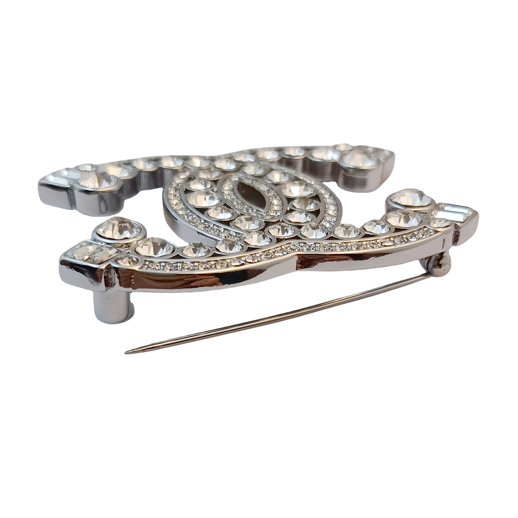 BCB051 Crystal CC logo brooch - ccjewelryacc