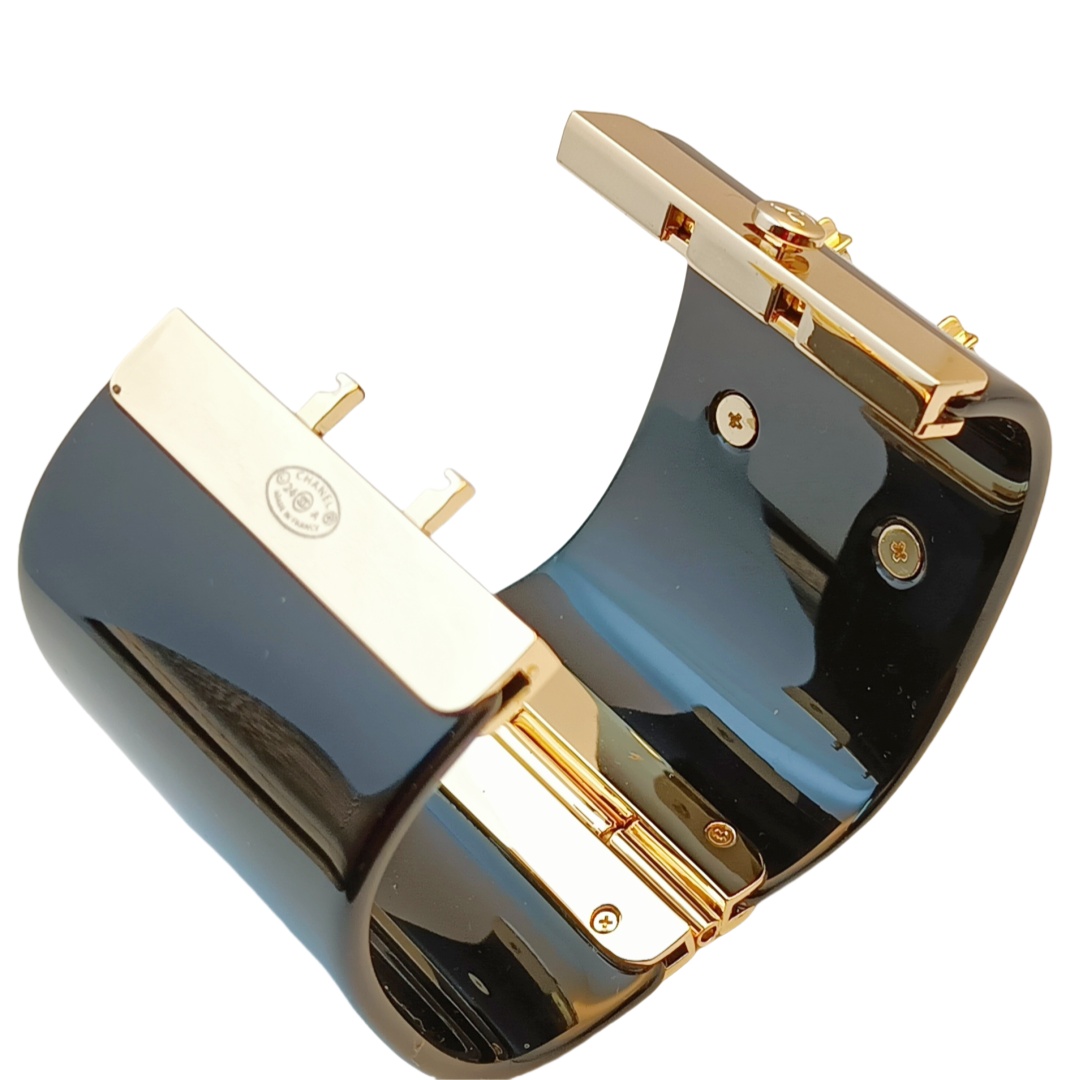 CCS069 22P CC acrylic cuff bracelet - ccjewelryacc