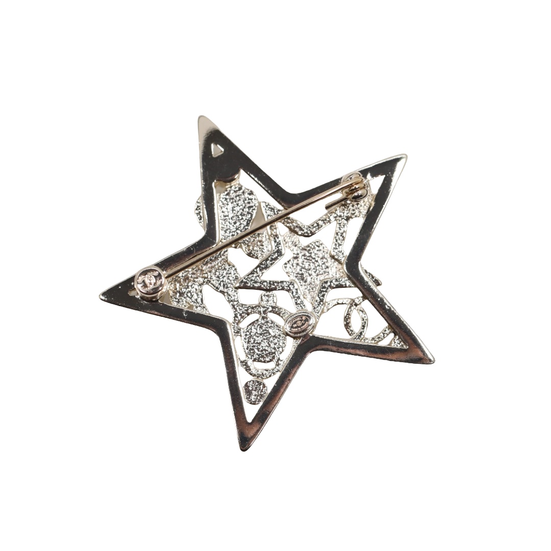 BCB558 Chanel Hollow enamel star brooch pin - ccjewelryacc