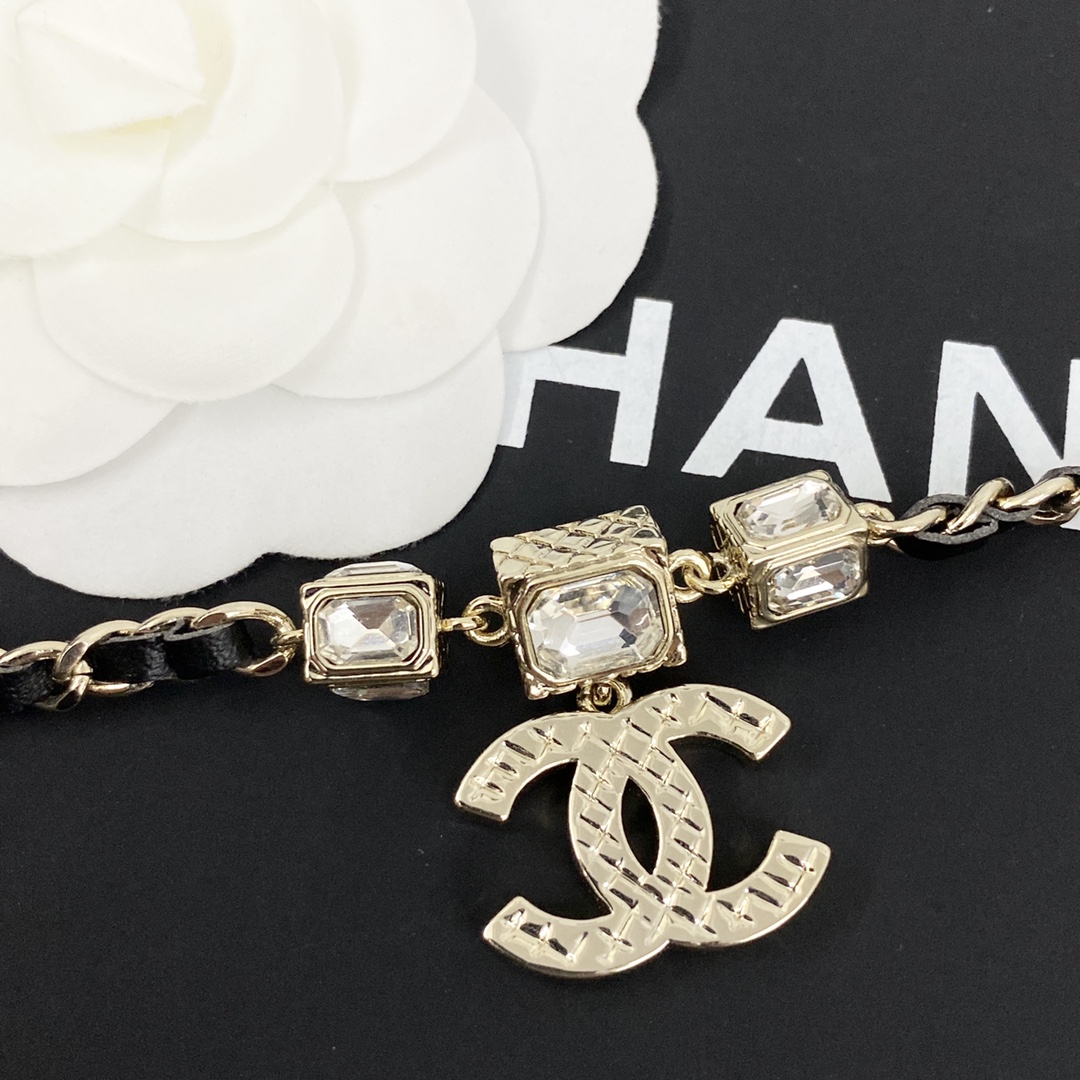 CCN205 Chanel Metal and leater chain cc logo pendant necklace - ccjewelryacc