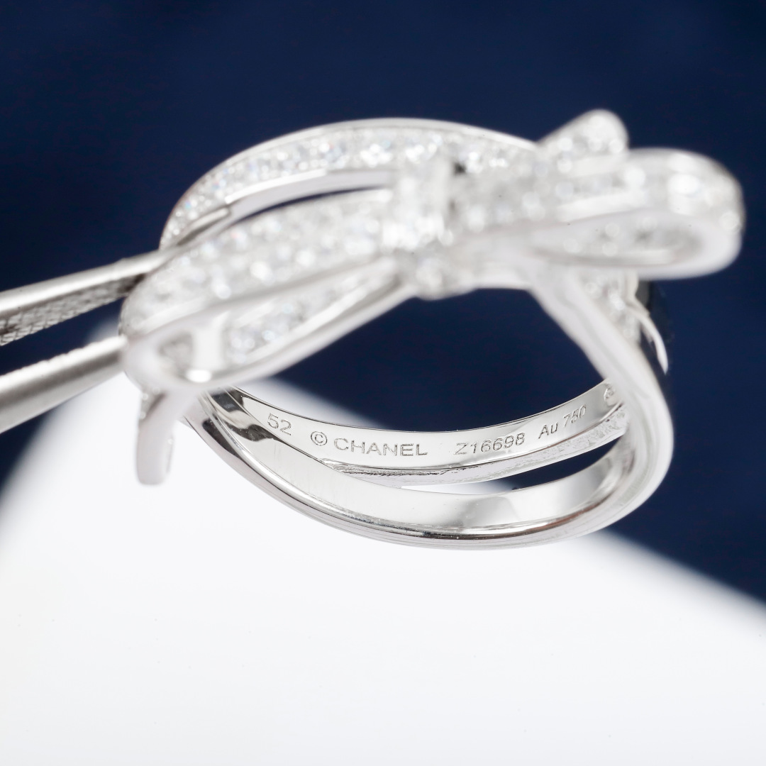 CCRS011 18k white gold diamond Chanel Ruban ring - ccjewelryacc