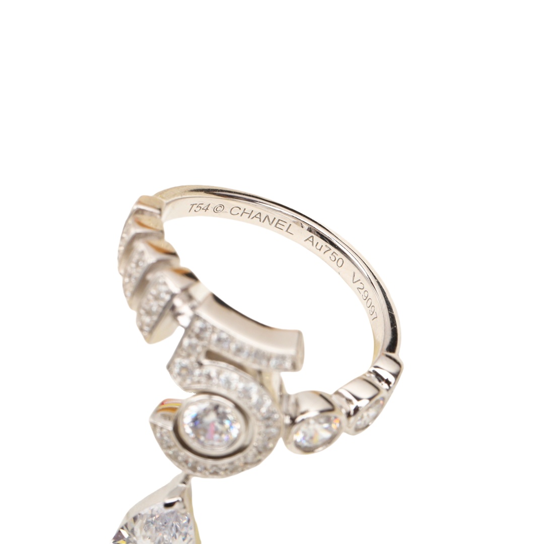 CCRS016 18K White Gold and diamond No 5 ring - ccjewelryacc