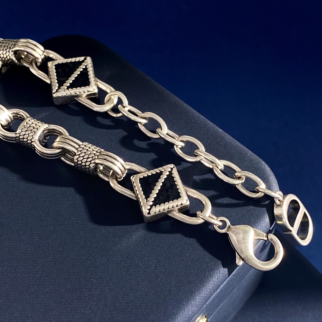 CDS012 Dior CD Chain Link Bracelet - ccjewelryacc