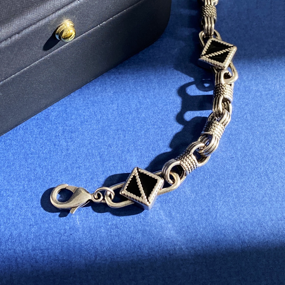 CDS012 Dior CD Chain Link Bracelet - ccjewelryacc