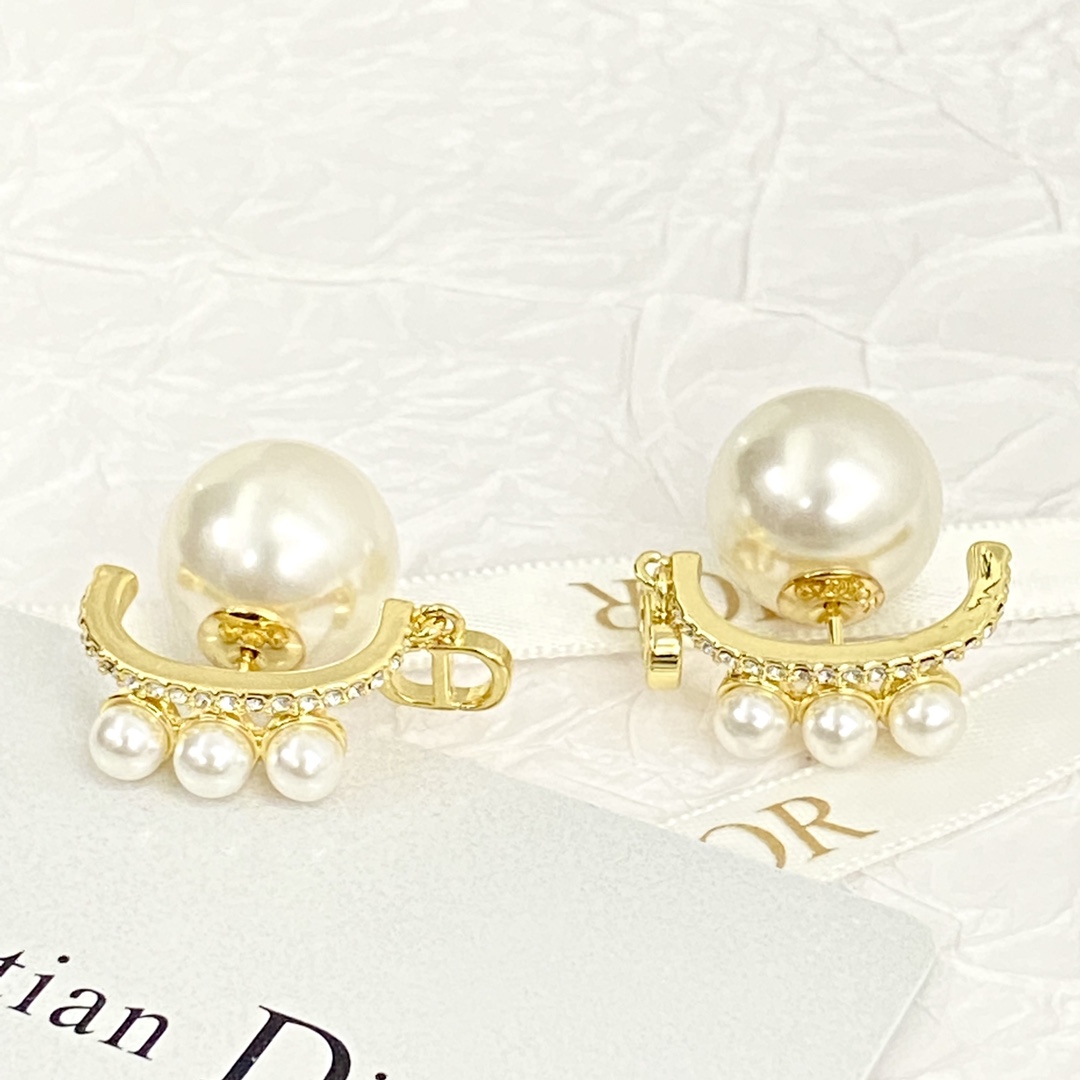 CDE167 Dior C pearl earrings - ccjewelryacc