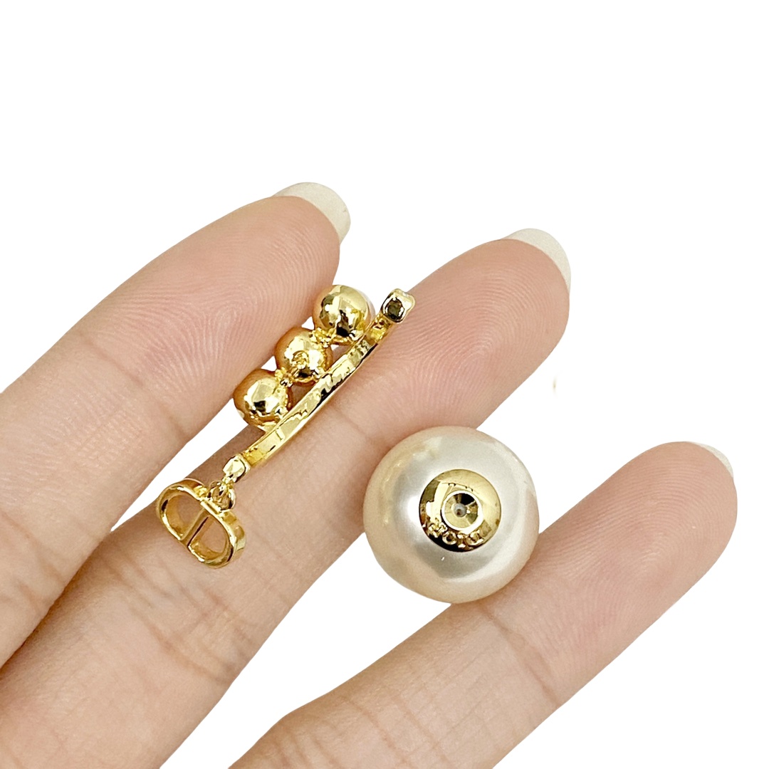 CDE167 Dior C pearl earrings - ccjewelryacc