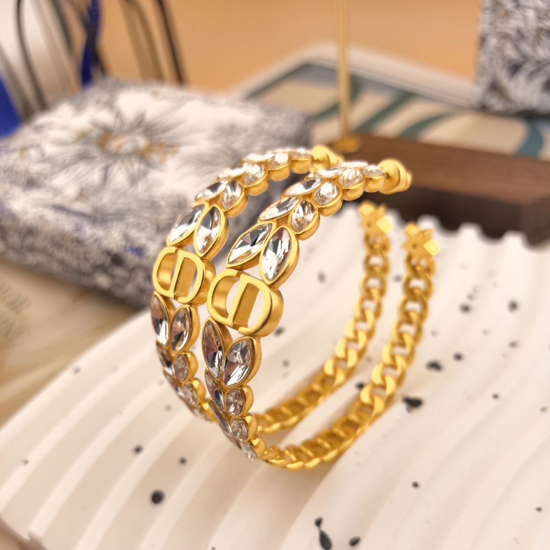 CDE175 30 Montaigne Prestige Hoop Earrings - ccjewelryacc