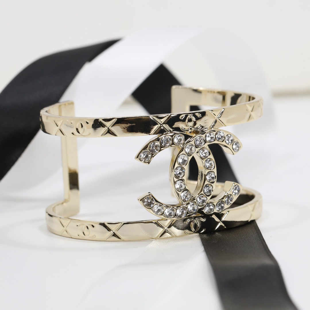 CCS012 chanel chunky bracelet - ccjewelryacc