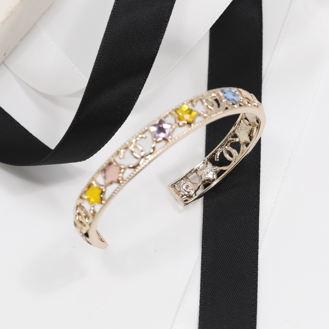 CCS029 Chanel Hollow colored star bangle bracelet - ccjewelryacc
