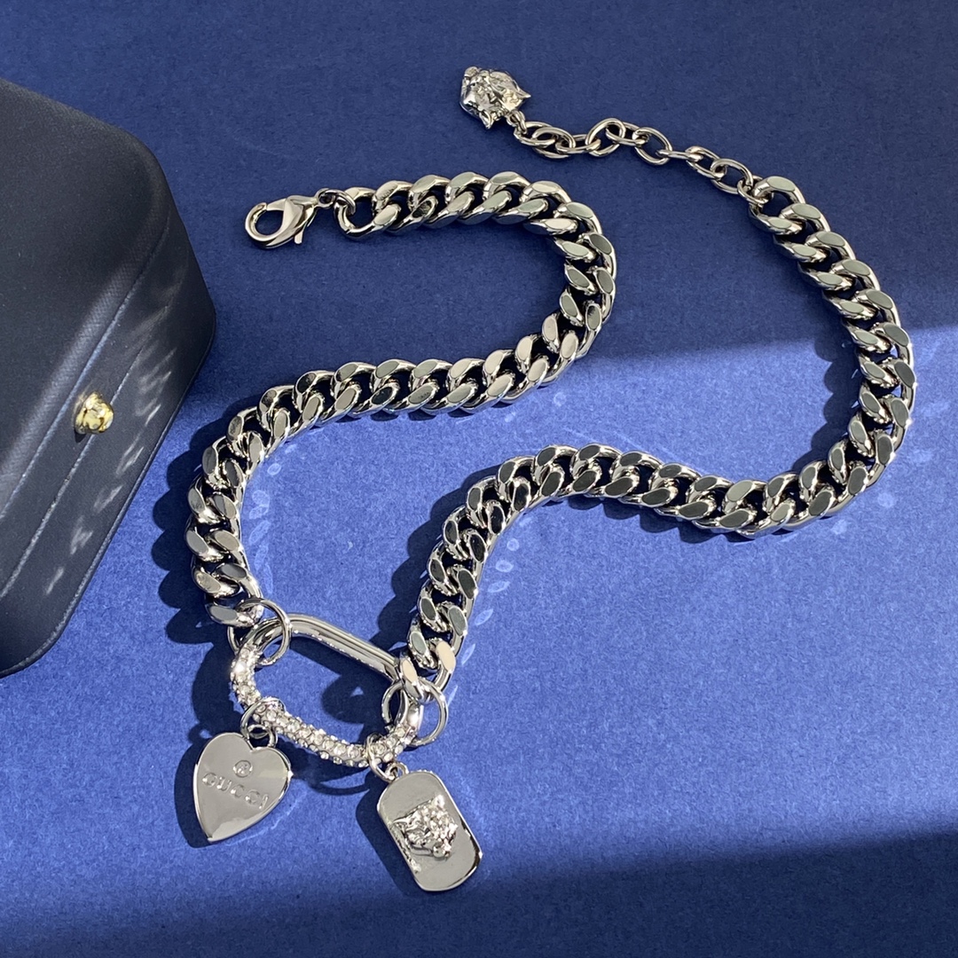 GGN060 Gucci trademark heart Necklace - ccjewelryacc