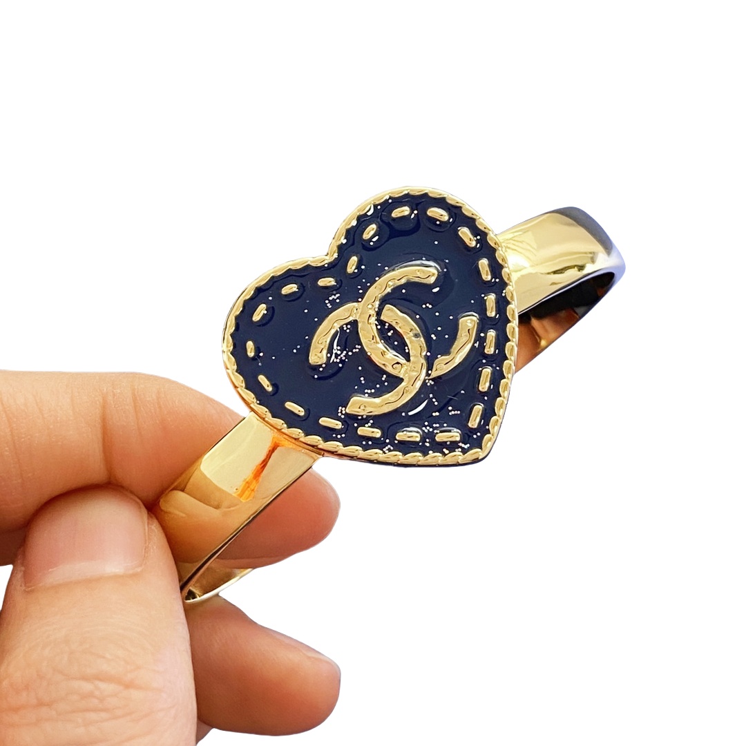 CCS087 Chanel Denim finish heart bangle bracelet - ccjewelryacc