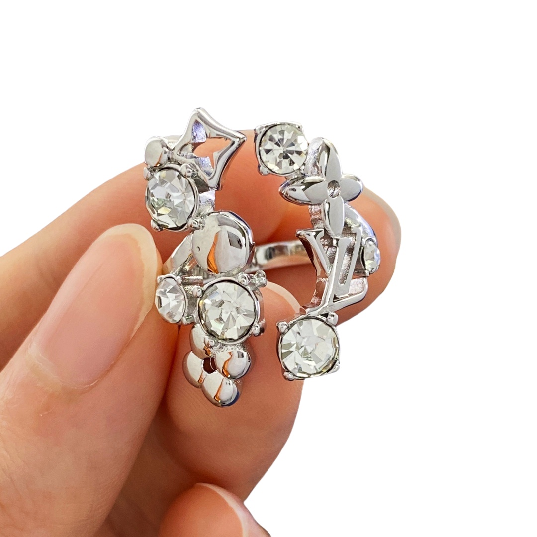 LVR019 M1615S LV Constellation Ring - ccjewelryacc