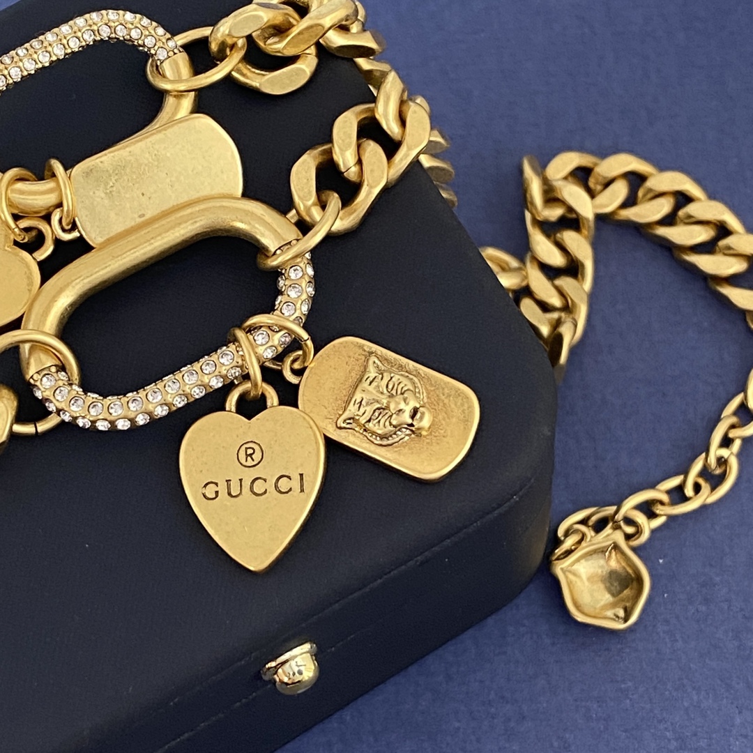 GGN060 Gucci trademark heart Necklace - ccjewelryacc