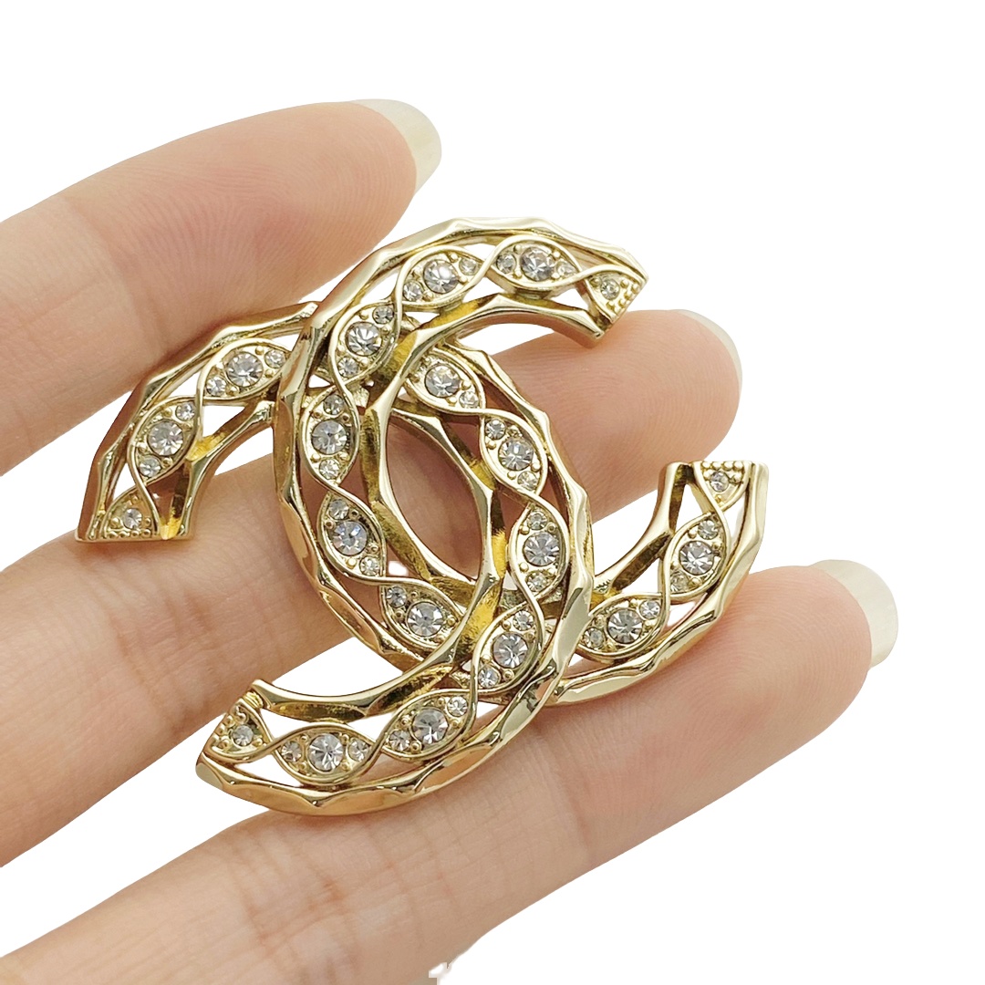 BCB439 24B cc logo Brooch pin - ccjewelryacc