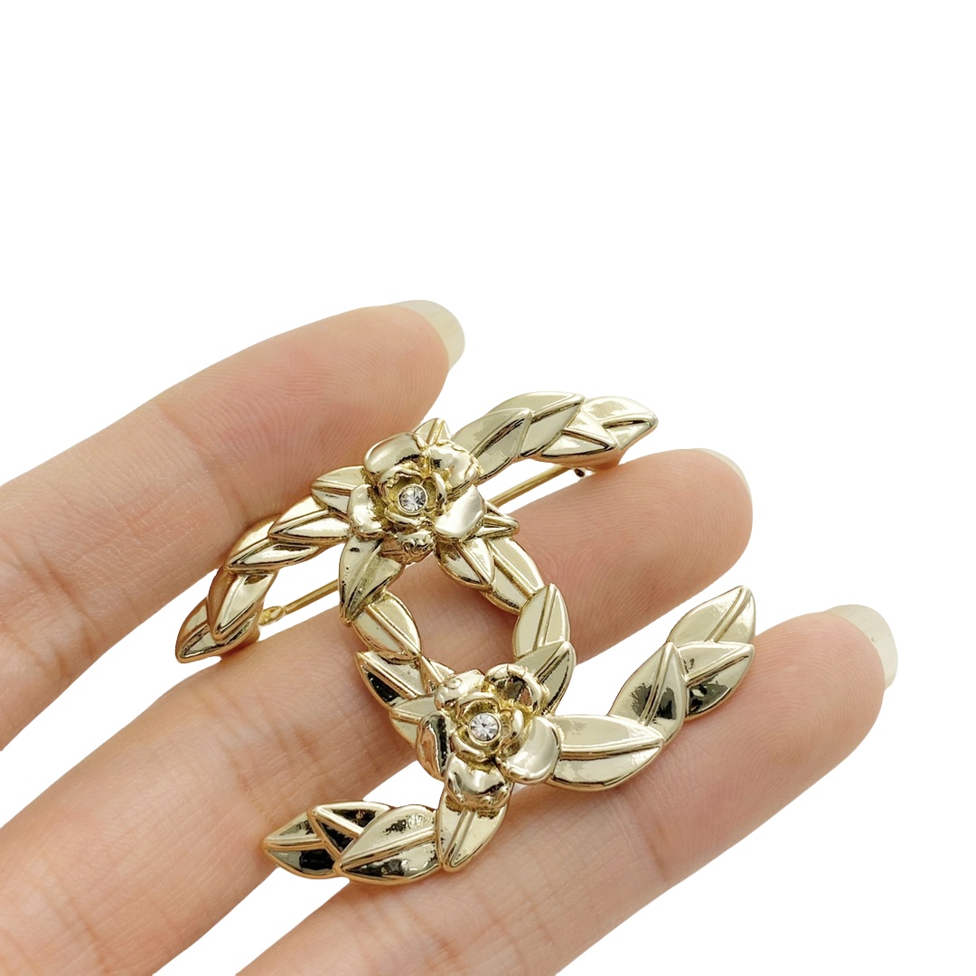 BCB437 cc logo Brooch pin - ccjewelryacc