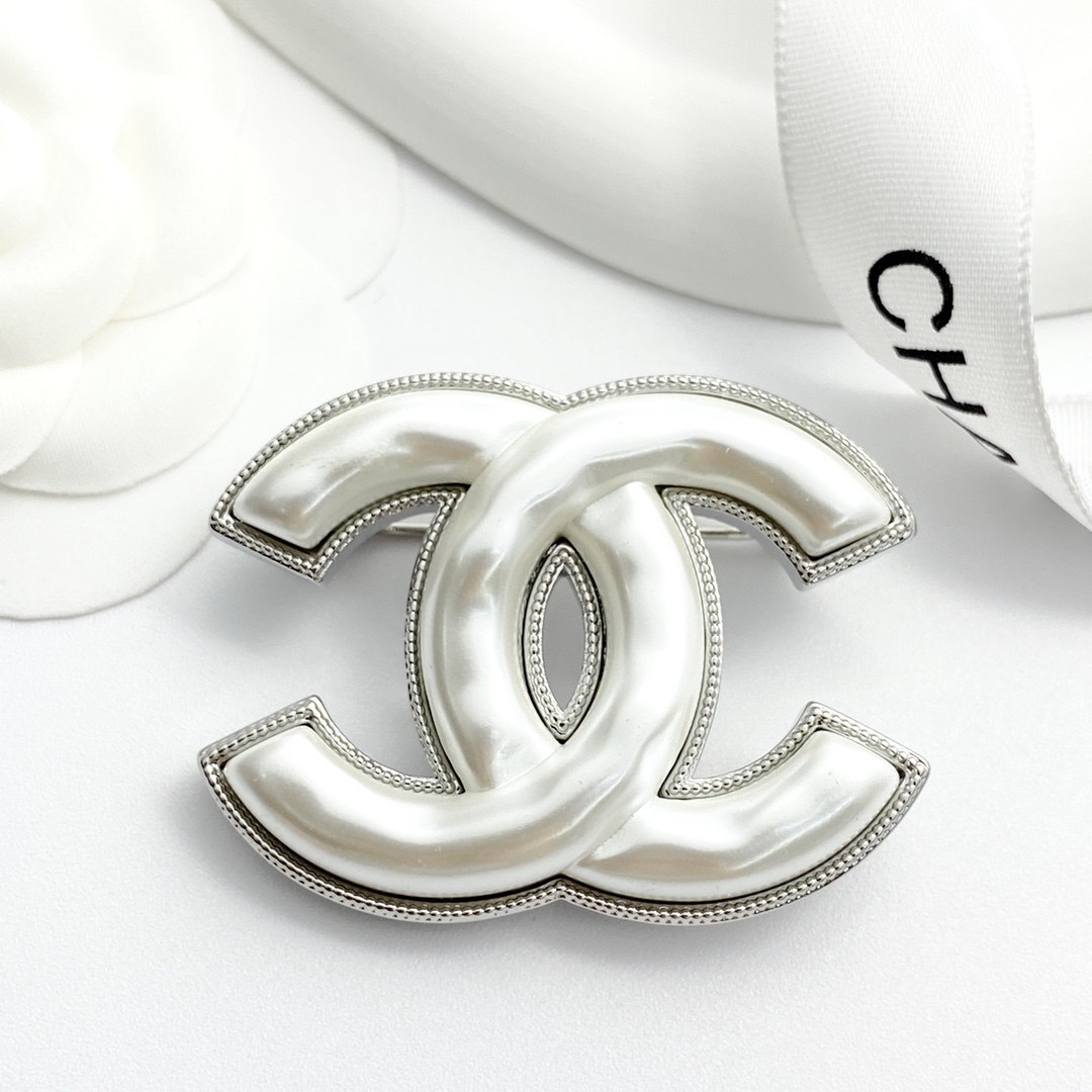 BCB559 Silver Chanel acrylic cc logo brooch pin - ccjewelryacc