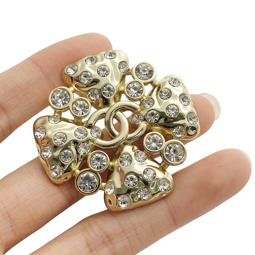 BCB442 24B crystal Four Leaf Clover cc logo Brooch pin - ccjewelryacc
