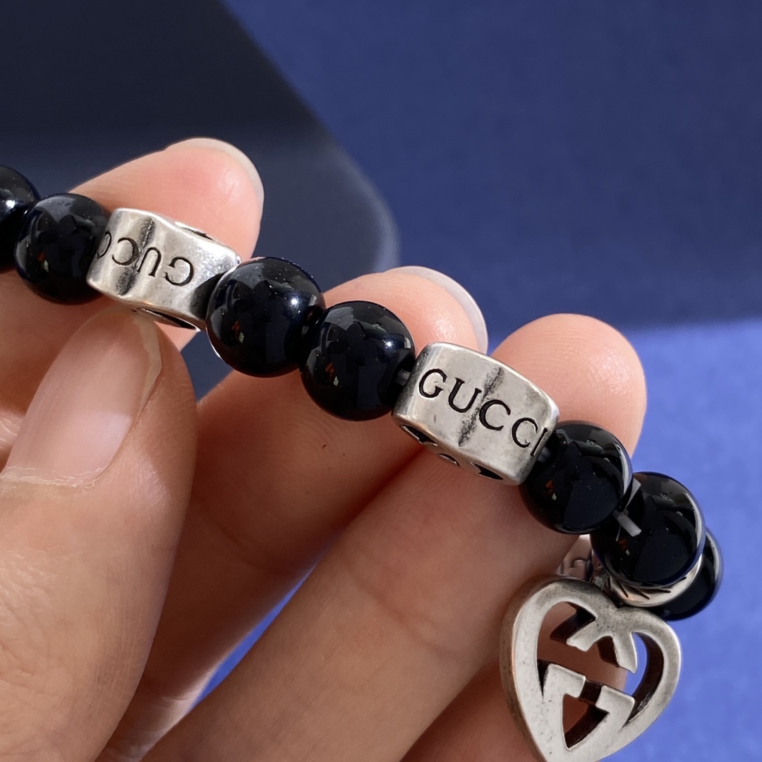 GGS055 Gucci Black beads bracelet with heart charm - ccjewelryacc
