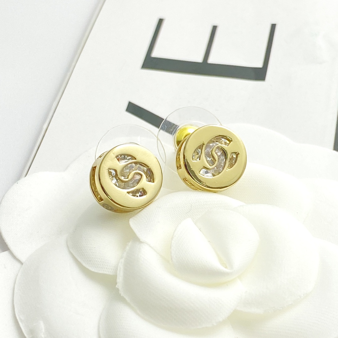 CCE526 24B CC stud earring - ccjewelryacc