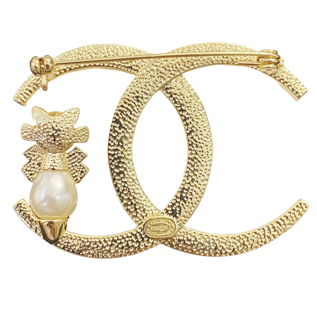 BCB162 chanel pin for clothes - ccjewelryacc