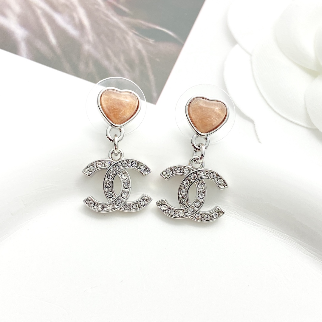 CCE300 Chanel Pink heart drop earrings - ccjewelryacc