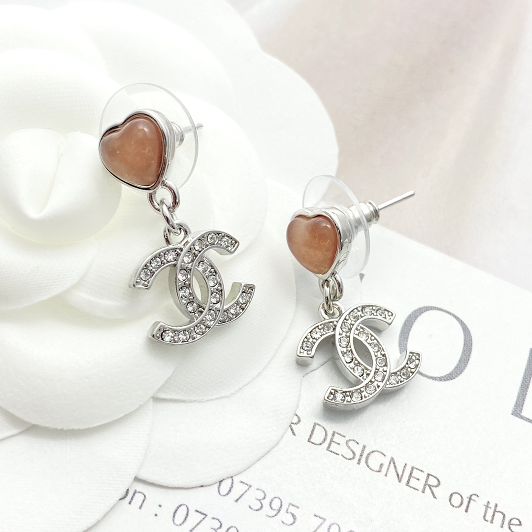 CCE300 Chanel Pink heart drop earrings - ccjewelryacc