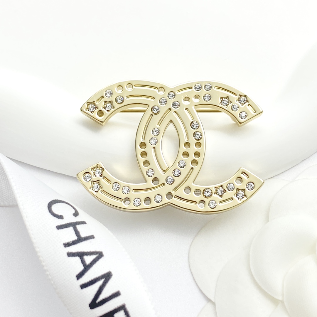 BCB564 Chanel cc pin - ccjewelryacc