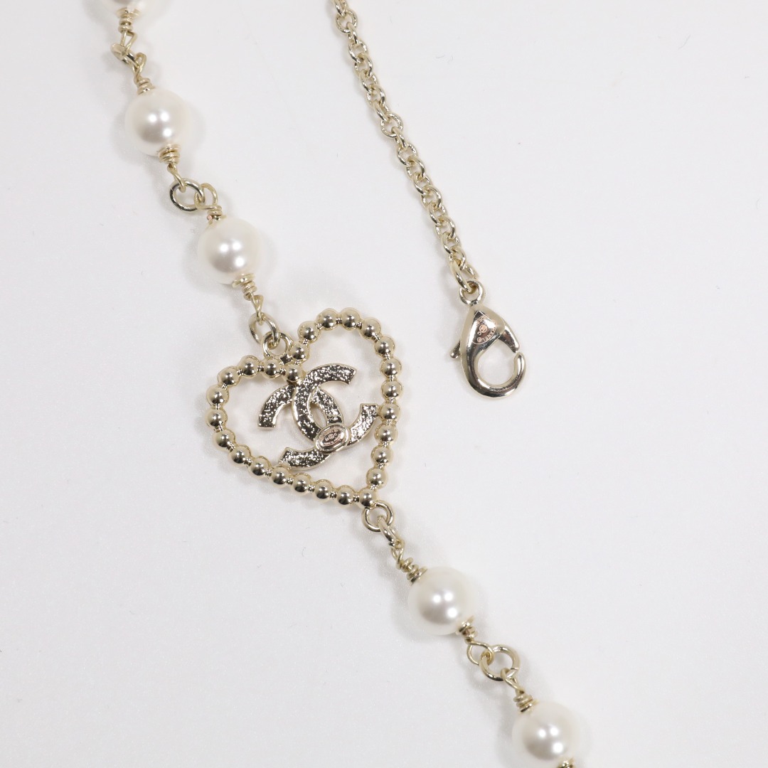 CCN055 Chanel crystal heart pearl necklace - ccjewelryacc
