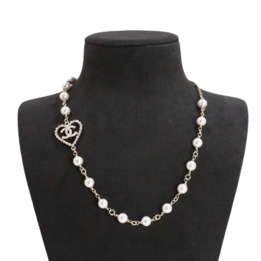 CCN055 Chanel crystal heart pearl necklace - ccjewelryacc