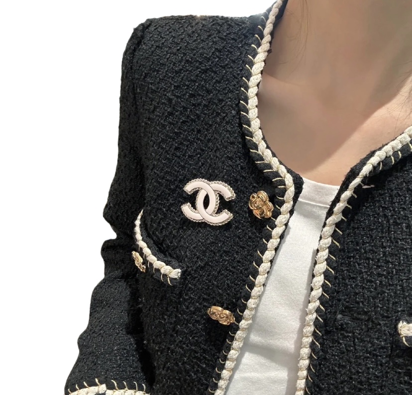 BCB425 Black enamel CC brooch pin - ccjewelryacc