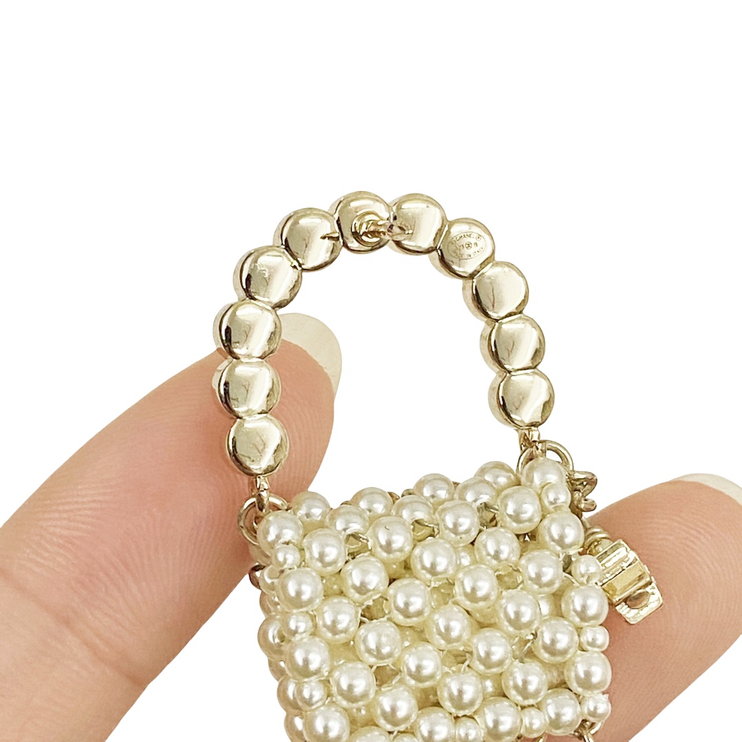 BCB566 Chanel pearl tassels bag brooch pin - ccjewelryacc