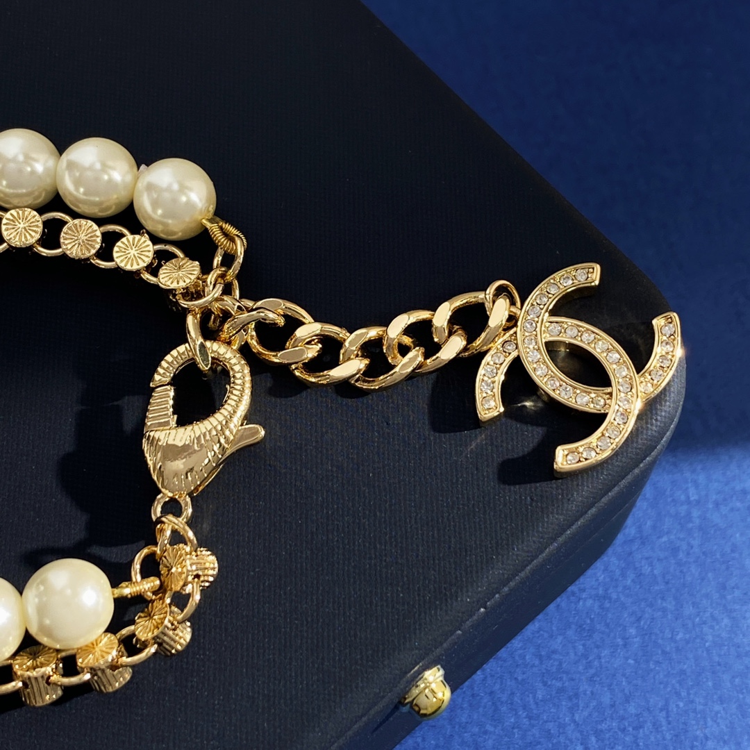 CCS026 Chanel pearl and metal chain bracelet - ccjewelryacc