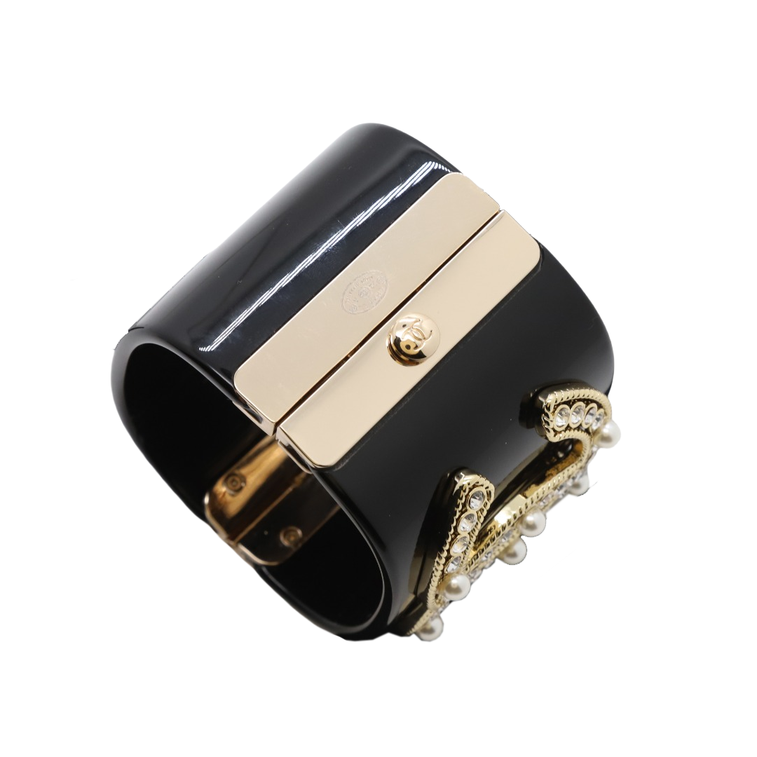 CCS067 Acrylic chanel cuff - ccjewelryacc