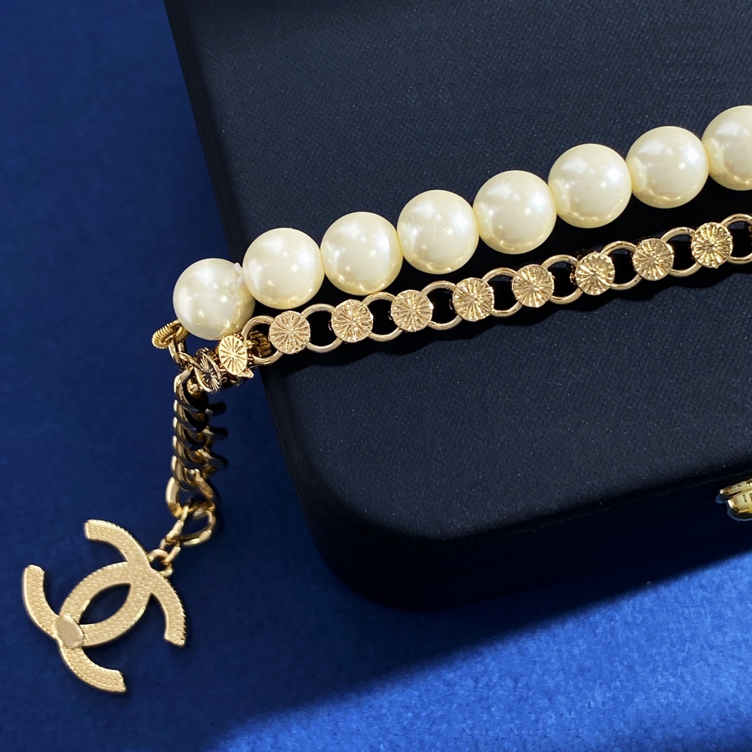 CCS026 Chanel pearl and metal chain bracelet - ccjewelryacc