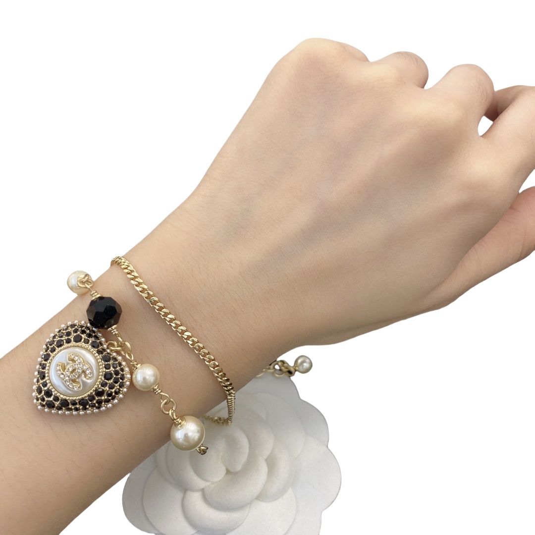 CCS050 Chanel heart bracelet chain - ccjewelryacc