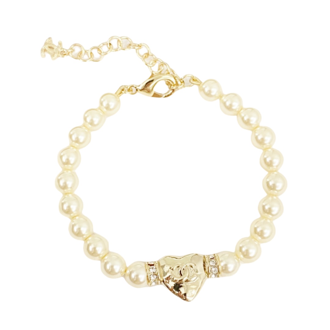 CCS035 Chanel heart pearl bracelet - ccjewelryacc