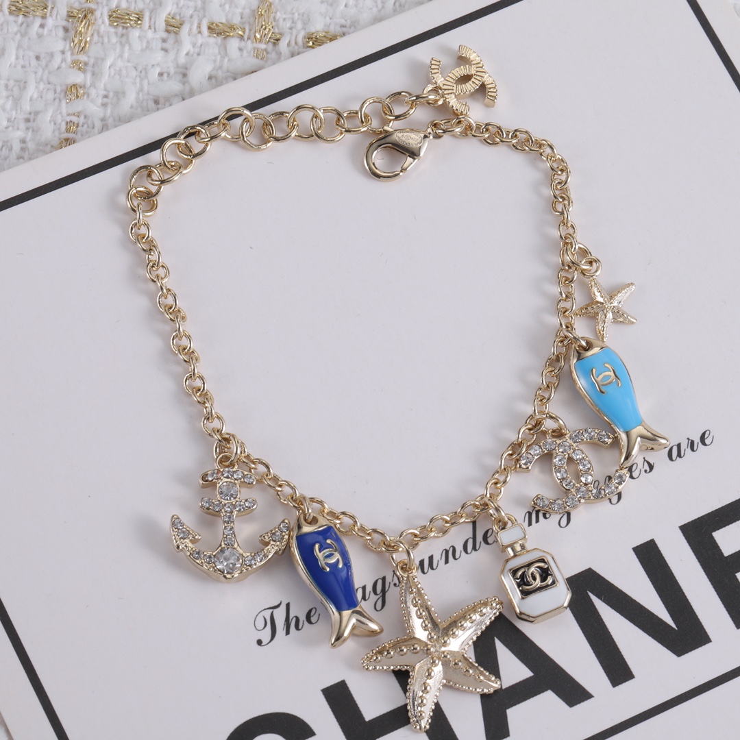 CCS097 Chanel enamel Ocean style starfish minnows perfume bottle charms bracelet - ccjewelryacc