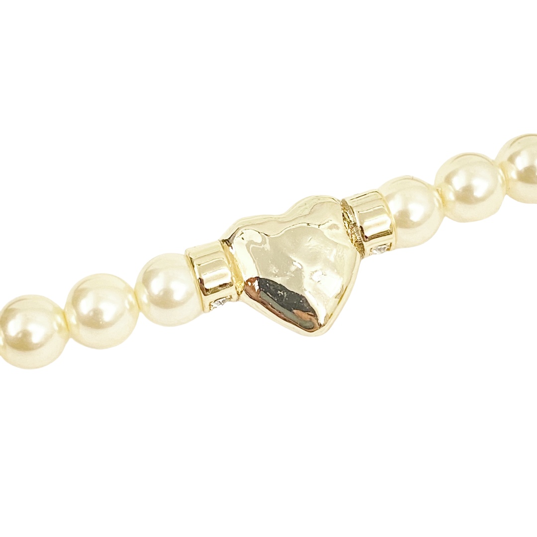 CCS035 Chanel heart pearl bracelet - ccjewelryacc