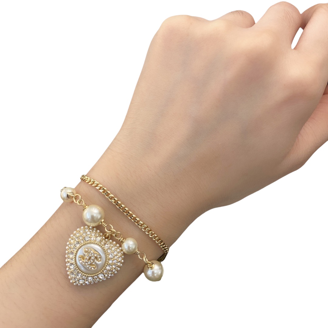CCS050 Chanel heart bracelet chain - ccjewelryacc