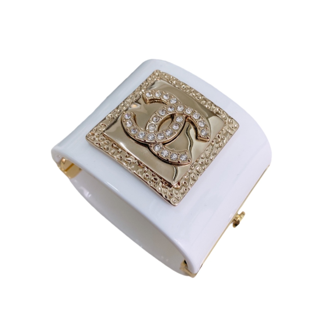 CCS066 24C CC acrylic cuff bracelet - ccjewelryacc
