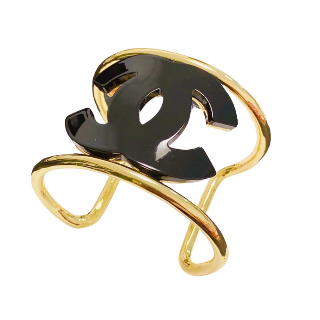 CCS130 Metal with CC acrylic cuff bracelet - ccjewelryacc