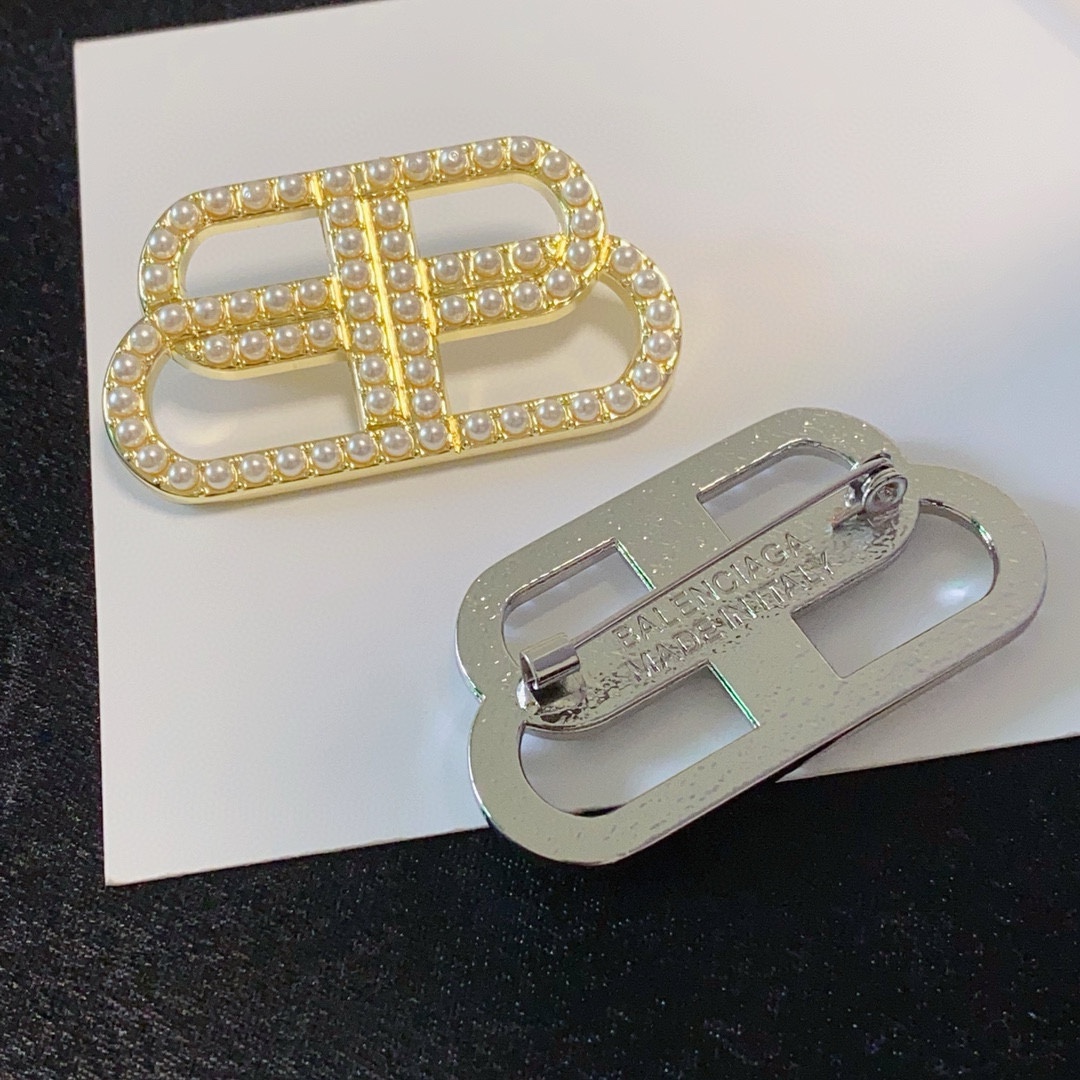 BAB004 Balenciaga BB Brooch pin with pearl - ccjewelryacc