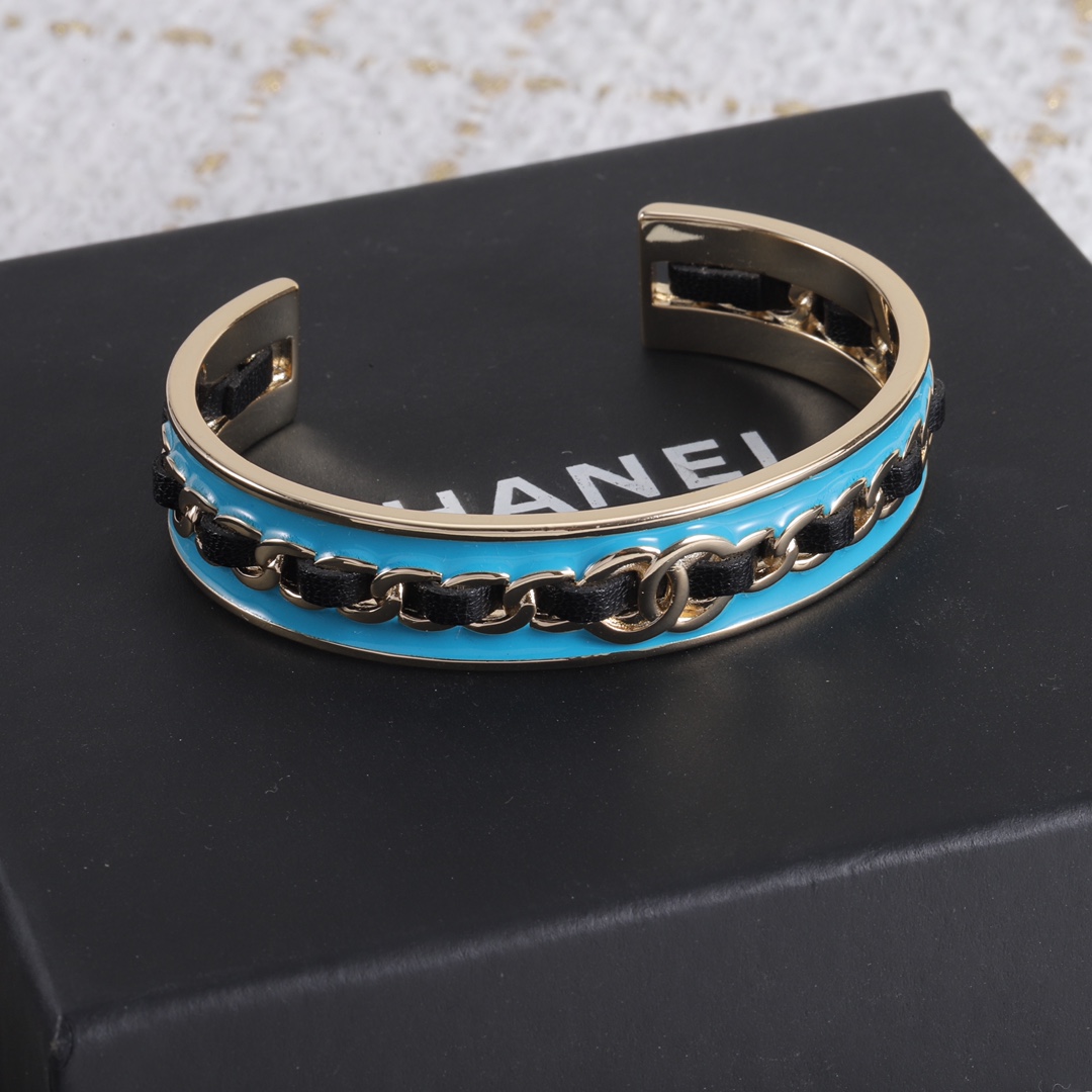 CCS116 Blue chanel enamel and leather bracelet - ccjewelryacc