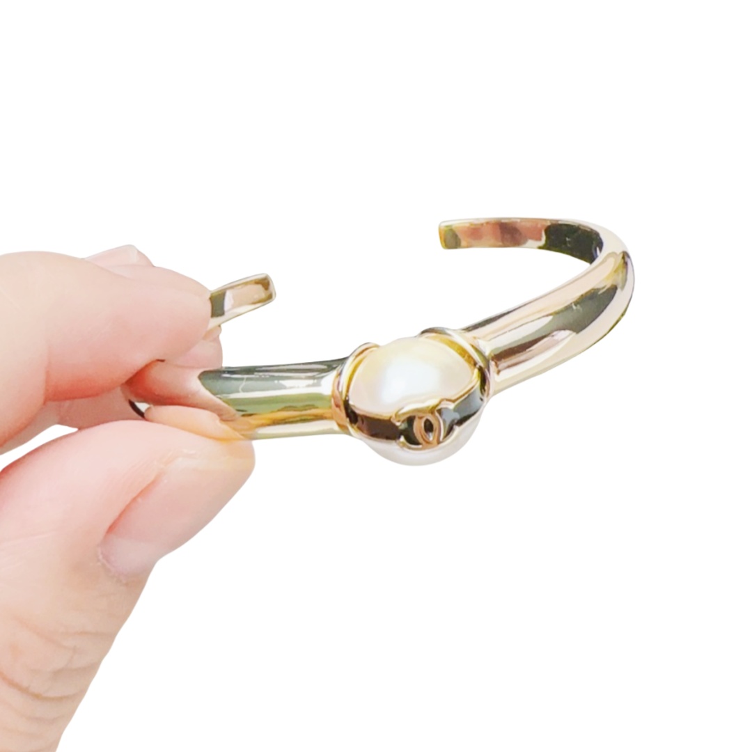 CCS115 CC 24P Cuff bracelet - ccjewelryacc