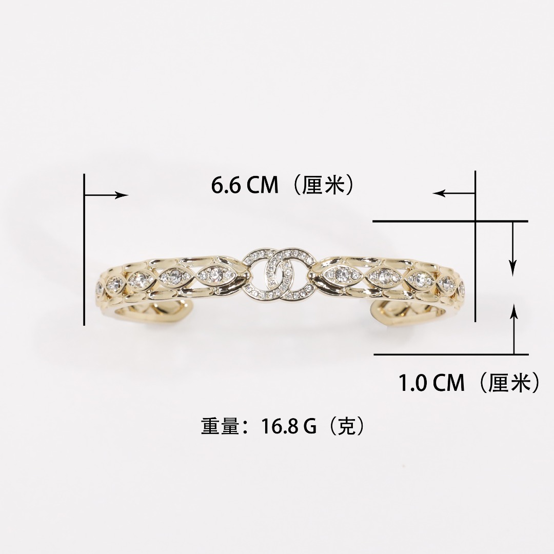 CCS129 Metal Hollow Out cc logo cuff bracelet - ccjewelryacc