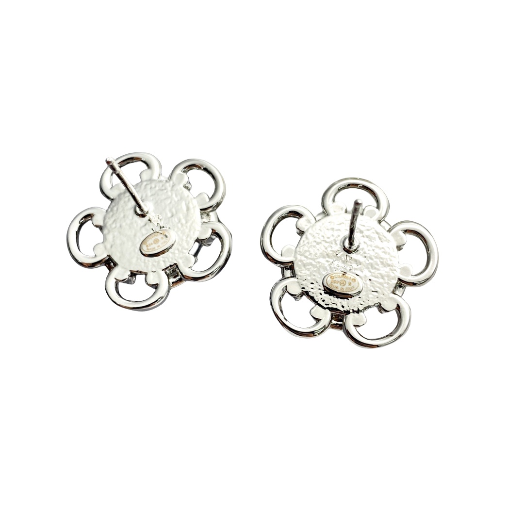 CCE872 24B Pink camellia with cc logo stud earring - ccjewelryacc