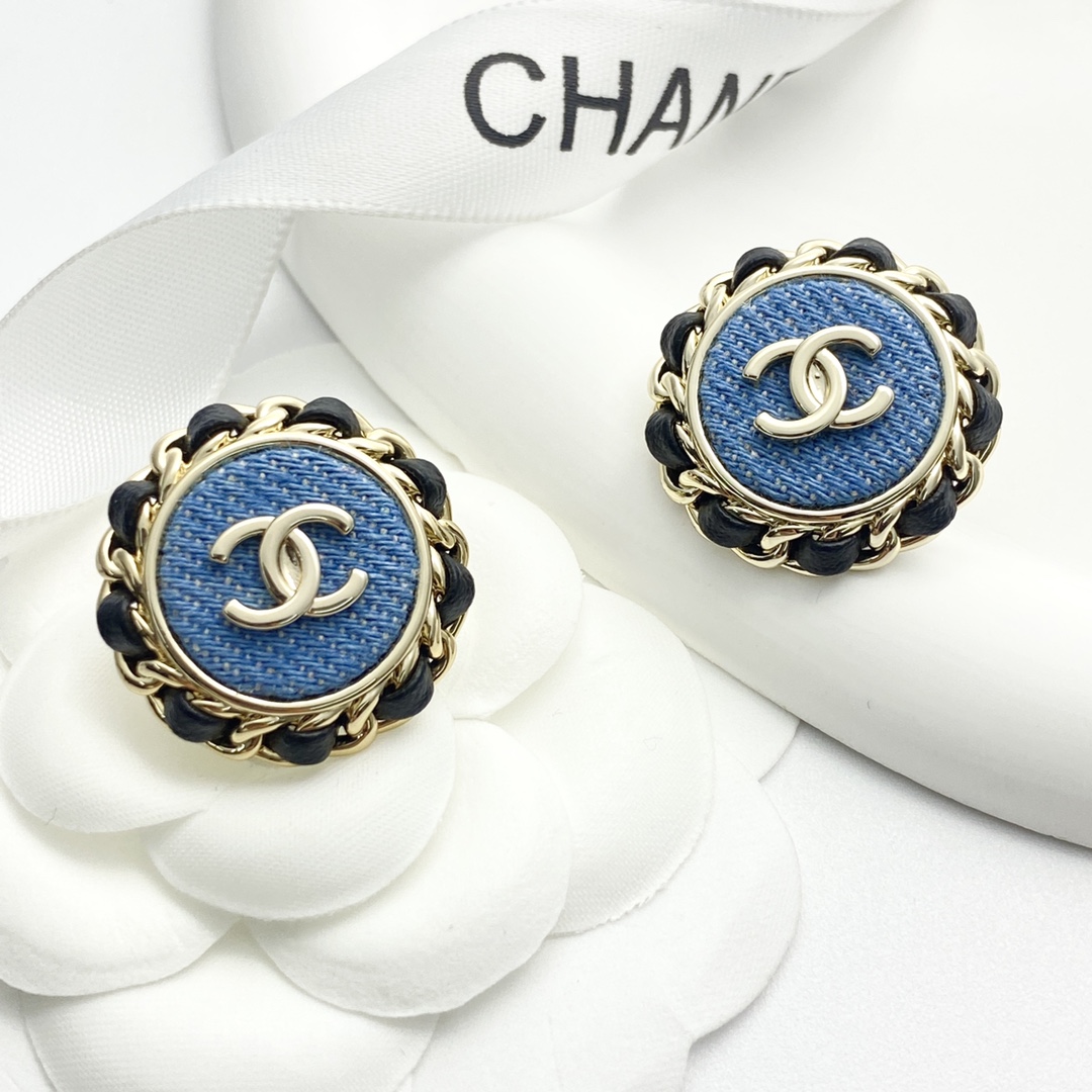 CCE306 Chanel denim blue round cc stud earrings - ccjewelryacc