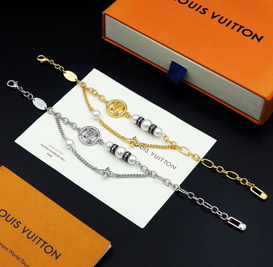 LVS081 LV M1706A Midnight Pearl Bracelet - ccjewelryacc