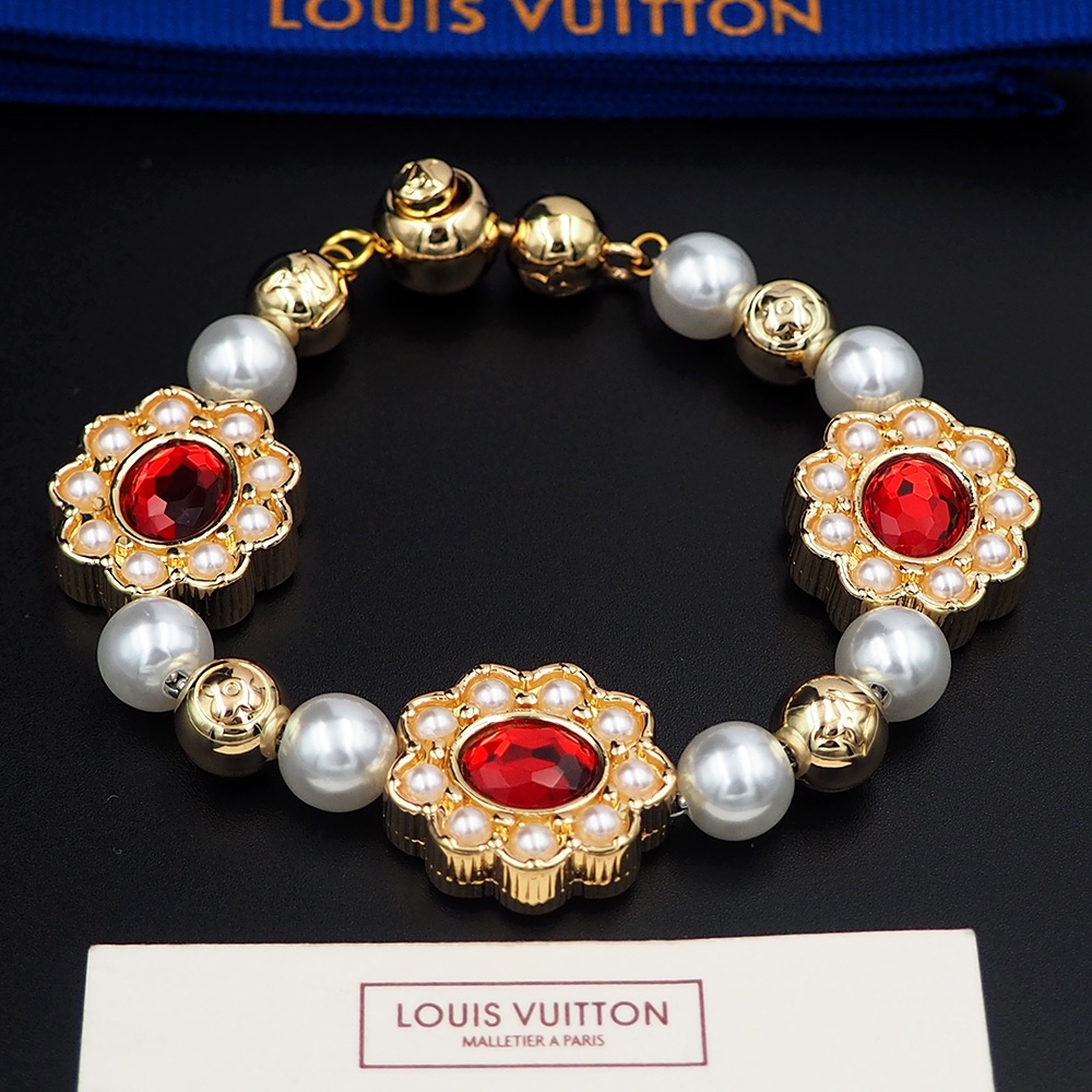 LVS082 LV Dynasty Flower Bracelet - ccjewelryacc