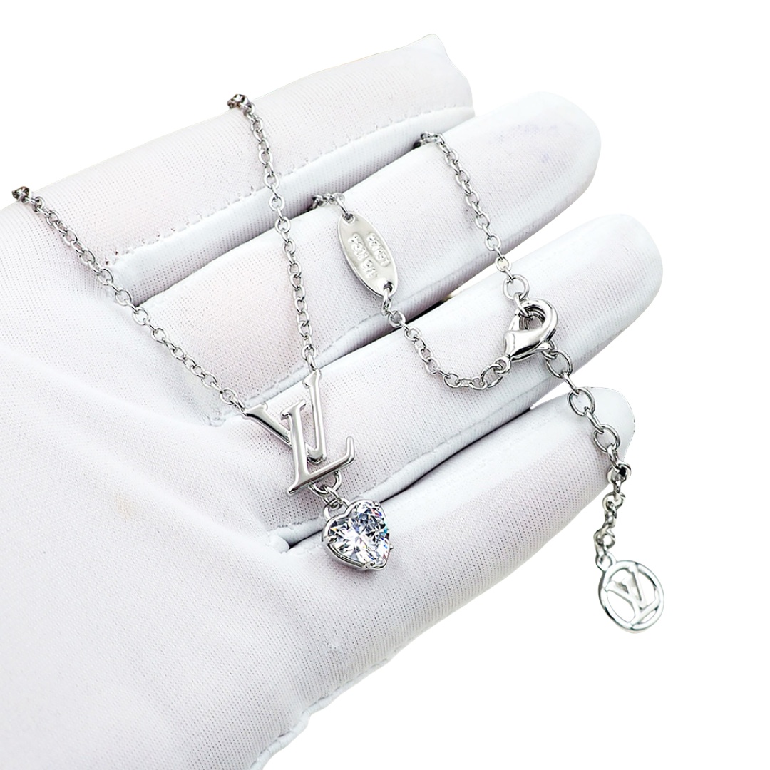 LVN097 M02387 LV Iconic Heart Necklace - ccjewelryacc